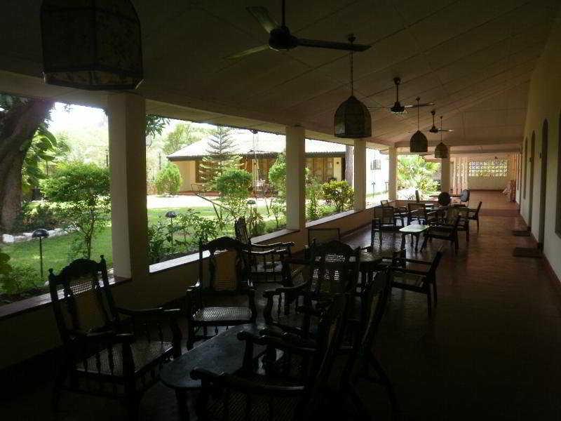 Sigiriya Rest House Bagian luar foto